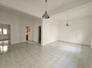 To Rent 2 Bedroom Flat