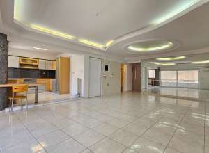 Ενοικιάζεται Διαμέρισμα τεσσάρι